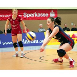 TR2 Volley Knbeskyttere